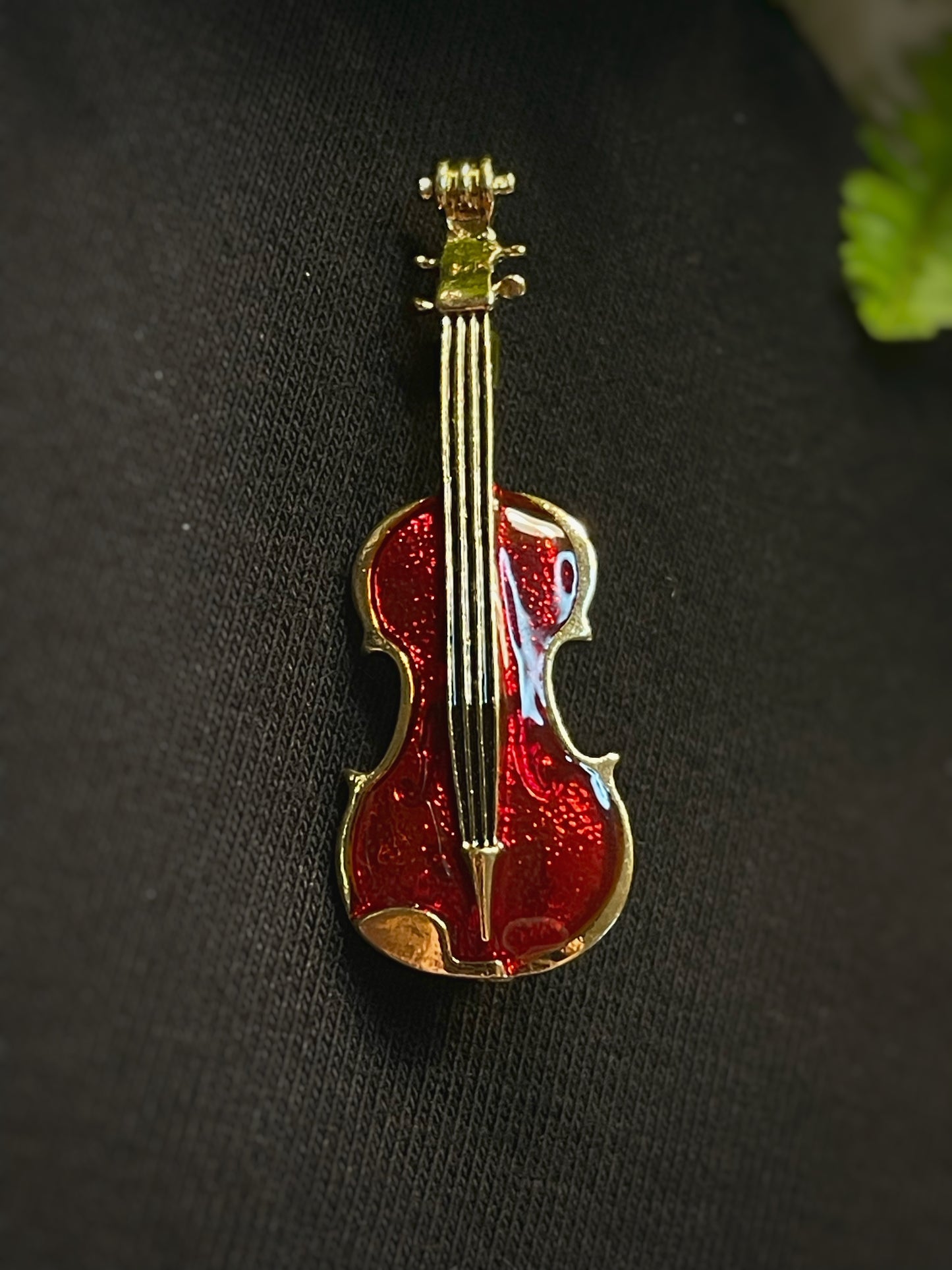 Violin Brooch